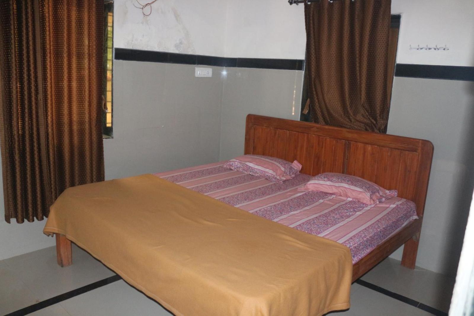 Hotel Phoenix Lonavala Kültér fotó