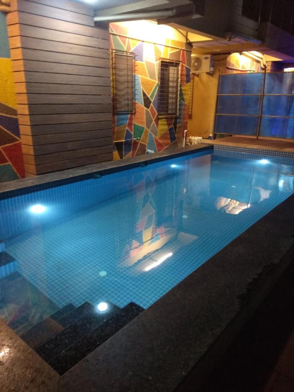 Hotel Phoenix Lonavala Kültér fotó