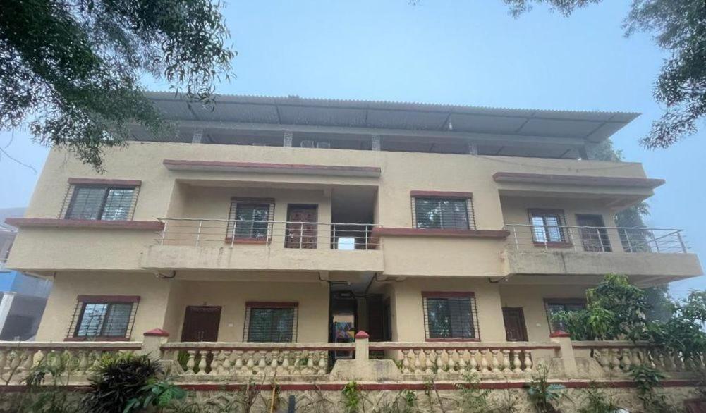 Hotel Phoenix Lonavala Kültér fotó